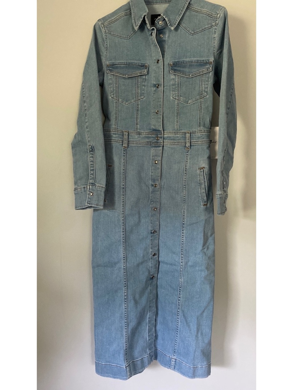Western Americana Heritage 7 for all mankind luxe denim long sleeve belted midi - Picture 2 of 9
